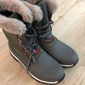 The Original Muck Boot Company boots! Like new!